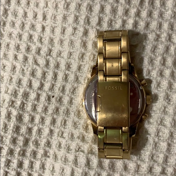 Gold FOSSIL watch - Picture 2 of 3